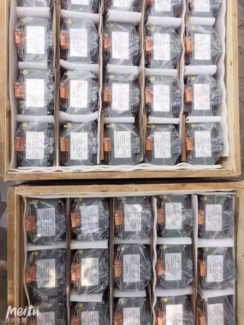 ���׃���� 4